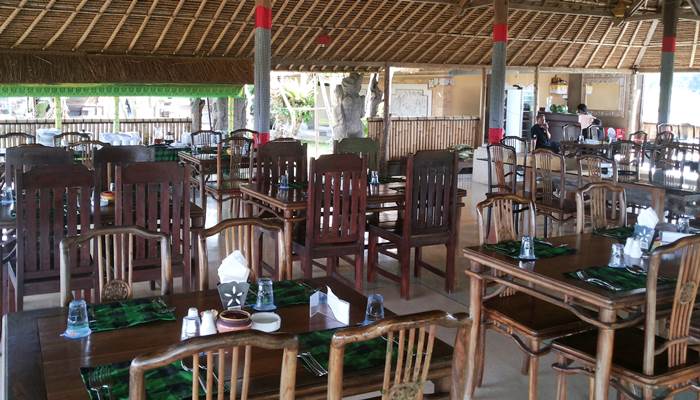 Ubud Camp Restaurant Feature