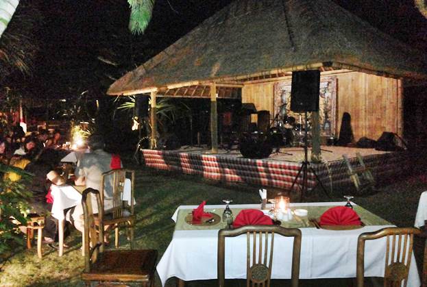Ubud Camp Restaurant Stage