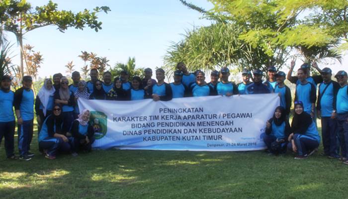 Outbound Dinas Kebudayaan & Pendidikan Kutai Timur - Foto Sesi